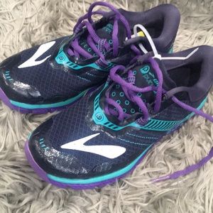 Brand new Running shoes, no tags